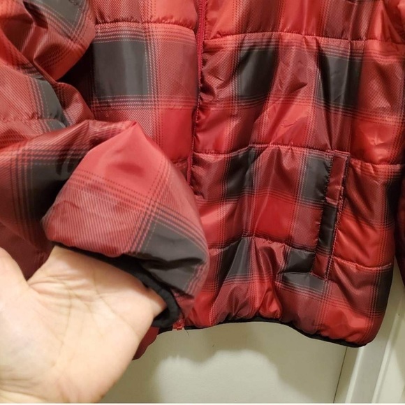 Universal thread puffer jacket - Picture 5 of 6
